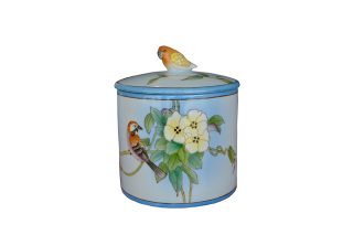 Hủ có nắp xanh nhạt hoa vàng