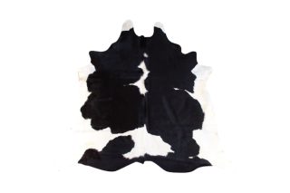 Thảm Cowskin đen (1,8m x 1,9m)