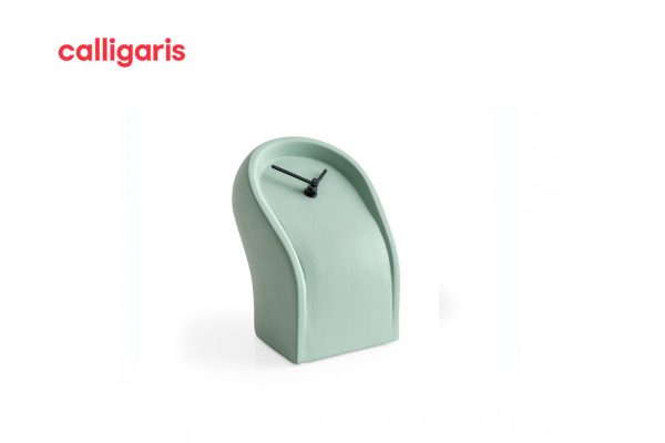 Osvaldo Clock green
