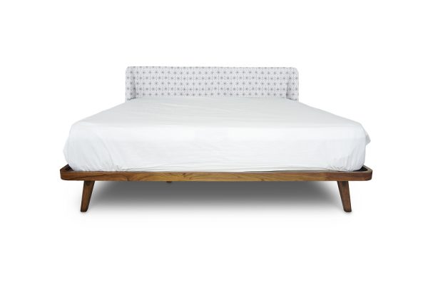 Giường Skagen 1m8 khung gôc bọc vải đầu giường nhẹ nhàng hiện đại