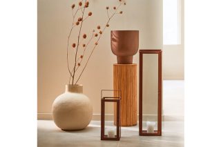 Bình Peach trang trí kiểu dáng lạ mắt